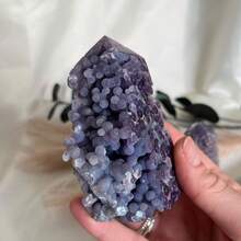 1pc Bohemian Asymmetrical Grape Agate Tower - Natural Purple, Blue, And Pink Stones With Complex Patterns - Perfect For Home, Fish Tank, Or Desk Decoration - Ideal Gift For Collectors And Enthusiasts - Multicolor - View 3