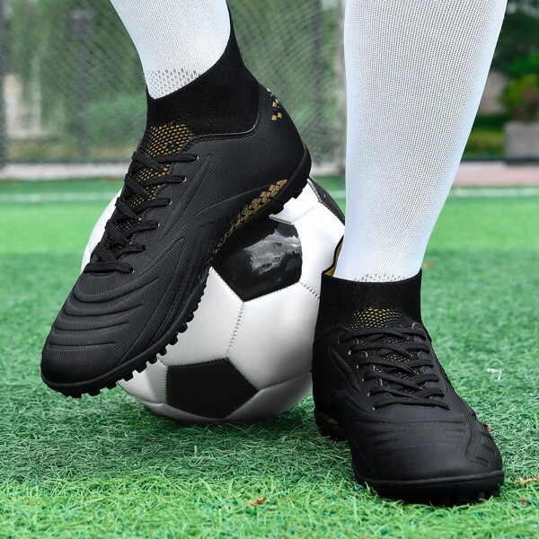 1 Pair Unisex Cleated Football/Soccer Shoes, Suitable For Training On Artificial Grass, Hard Outdoor Fields, And Indoor Courts, Professional Team Sports Shoes With Lace-Up, Non-Slip Rubber Soles, Lightweight High-Performance Design And Short Studs