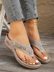 Women's Summer New Metal Decoration Beach Flip Flops, Platform Wedge Heel Comfortable Thong Sandals, Vintage Beach Creative Toepost Casual Open Toe Slippers, Fashion Transparent - Grey - View 6