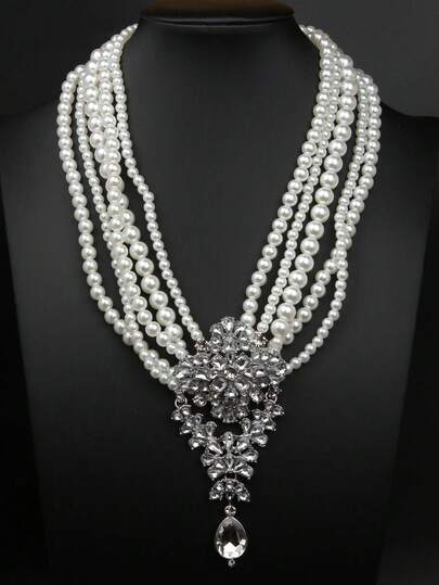 1件欧美时尚水晶串珠吊坠项链，适合日常佩戴、宴会和节日场合