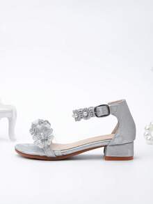 Sandalias de niña Zantong en gris con estilo floral de cristal, sandalias de tacón alto dulces para niños, sandalias de tacón bajo grueso abiertas y lindas para princesa, zapatos brillantes de vestir de verano, zapatos de baile, regalo de cumpleaños, zapatos de fiesta y boda con flores para niños, adecuados para niños/niñas