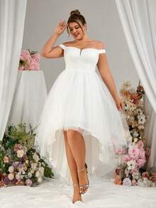 EVERLYL Everly L 加大码优雅浪漫优雅蕾丝拼接落肩缺口 V 领白色不对称下摆 A 字形婚纱、新娘礼服、新娘送礼会礼服、小白裙 - 白色 - 查看 2