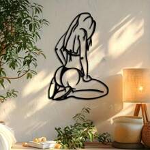 One Art Deco - Style Geometric Metal Wall Mural, A Minimalist - Line Iron Wall Mural And An Elegant Hanging Ornament. Measuring 10.71" X 15.75", It's Suitable For Decorating Homes, Patios And Balconies. It's An Excellent Gift For New Homeowners. Suitable For Modern Home Decoration