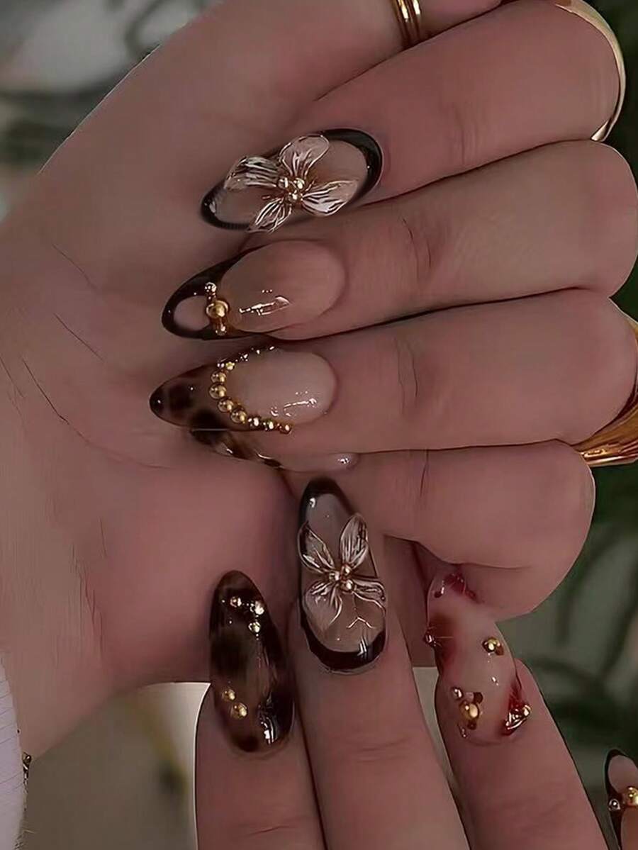 24pcs Almond-Shaped French Acrylic False Nails With Golden Beads. These Medium-Length, Durable And Reusable False Nails Are Designed To Perfectly Fit The Nail Shape. The Set Includes 1 Bottle Of Jelly Gel And 1 Nail File, Suitable For Daily Wear By Women And Girls. Nail Supplies - Multicolor - View 1