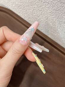 10 pezzi Mini decorazioni per unghie in lega a forma di fiocco, delicati fiocchi kawaii dipinti cavi, adatti per la realizzazione di gioielli, decorazioni per unghie, accessori per capelli, custodie per telefoni - senza profumo, ideali per fai-da-te e hobby creativi