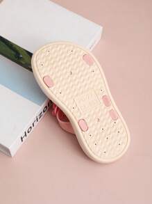 1 Pair Girls' PVC Floral Non-Slip Waterproof Peep Toe Flat Princess Style Beach Slippers, For Ages 2-8