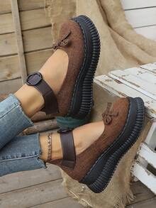 Zapatos tipo Mary Jane con suela gruesa y diseño de vanguardia, zapatos planos de plataforma con correa, clásico retro para primavera y verano 2025 para mujeres - Marrón - Ver 6