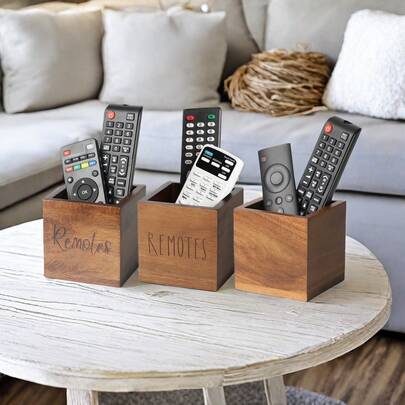 1个红木遥控器收纳盒，电视遥控器整理盒，桌面遥控器收纳盒，床头柜，客厅，卧室媒体遥控器木盒