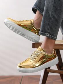 New Fashionable Casual Glossy Solid Color Lace-Up Low-Top Sneakers For Men, Youth And Couples Unisex Skate Shoes With Anti-Slip And Durable Soles, Suitable For Outdoor Activities And Daily Wear