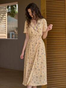 Simple Retro Spring - Summer Woven Dress With V - Neck, Ruffled Edge And Floral Print, Short Sleeves - Yellow - View 9