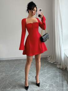 Solid Color Chest Pleated Short Dress, Side Design, Pure Desire Style, Outdoor Dressing, Internet Famous Hot Girl,Valentine's Day Dating,New Women's Clothing