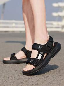 1 Pair Men's Summer Sandals, Breathable Light Weight Non-Slip, Outdoor Fashion Personalized Beach Shoes