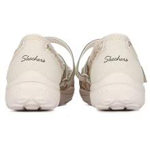 Skechers 女士运动休闲鞋，轻便玛丽珍通勤/运动鞋，37 码及以上建议订购小 0.5 码 - 自然色 - 查看 5