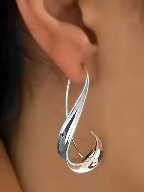 1 Pair Unique Geometric Asymmetrical Shaped Hoop Earrings, Retro Fashion, Suitable For Daily Wear And Mother's Day Gift For Women