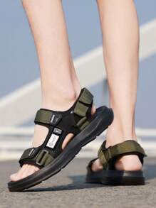 1 Pair Men's Summer Sandals, Breathable Light Weight Non-Slip, Outdoor Fashion Personalized Beach Shoes
