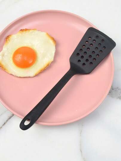 1/2 Pc(S) Black Small Perforated Silicone Spatula - Suitable For Home Kitchen Frying Pan Use