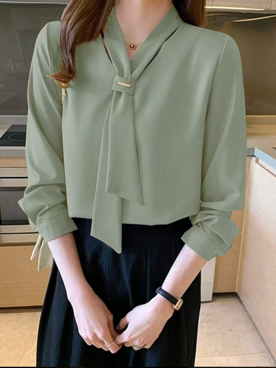 Women's Long Sleeve Solid Color Tie Neck Elegant Commuter Blouse For Autumn - Bean Green - View 1