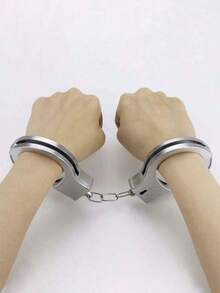 Popular Silver Plated Plastic Handcuffs, Police Toy Handcuffs For Catching Thieves, Interactive Props For Restraining Parties And Gatherings - Multicolor - View 1