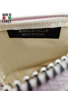Borsa a spalla da donna. Realizzata in Italia. In pelle genuina. Adatta per viaggi, trasferte di lavoro, vacanze, lavoro, pendolarismo, stile di lusso leggero. Estetica retrò e alla moda, molto popolare. Leggera. Versatile. Disponibile in vari colori. - celeste - Visualizzare 4