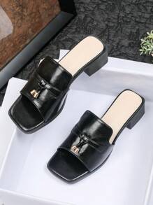 Sandales à talons hauts pour femmes, nouvelle mode 2025 polyvalente, sandales romaines à semelle souple antidérapante. Élégantes pour l'extérieur/la plage, talons épais