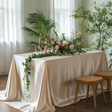 1件优雅香槟色桌布，圣诞桌布，长方形桌布，适用于婚礼装饰，可水洗重复使用，高品质涤纶缎面质感，适合圣诞节、婚礼、生日、餐厅、家庭聚会、户外派对桌布、餐桌装饰和派对桌布