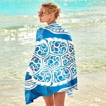 This Beach Towel Is Made Of Super Fine Fiber Material, With A Soft Touch And Excellent Water Absorption And Quick-Drying Properties. The Oversized 80cm X 180cm Size Allows It To Be Spread Out On The Beach To Enjoy The Sun, And Can Also Be Easily Wrapped Around The Body As A Towel Or Shawl. - Multicolor - View 4