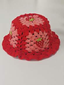 1pc Sweet Strawberry Decor Hand-Knitted Versatile Cap (Strawberry Accessory Position Is Random)