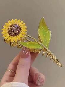 1pc Fashion Cute Personalized Versatile Crystal Sunflower Pineapple Lychee Hair Clip, Metallic Women Hair Accessories, Suitable For Daily Wear Hair Claws Claw Clips Hair Clips Hair Jaw Clip Hair Clamps Hair Clutch Hair Catcher Clip Fall Winter For Vacation Outfits Woman - Multicolor - View 5