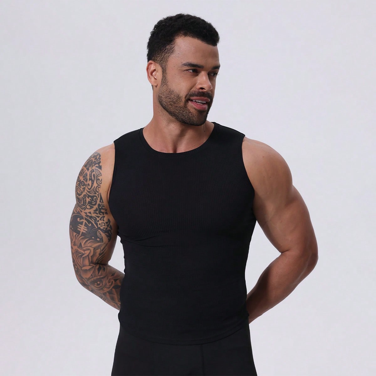 Camiseta sin mangas para hombres, ligera y elástica, tela a rayas de secado rápido y compresión cómoda, adecuada para correr, deportes al aire lib