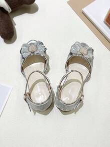 Nuove scarpe da principessa, sandali per ragazze, per bambine e bambini piccoli/grandi, con suola morbida, scarpe eleganti con cristalli, scarpe con tacco alto da studentessa, stile coreano con perle e fiocco