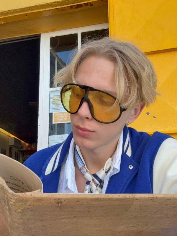 1 Stück Oversized einteilige Quecksilber-Linsen Modebrillen, windabweisende Outdoor-Radfahren, Laufen, Street-Style Brillen im Preppy-Stil für den Schulanfang, Wickelform