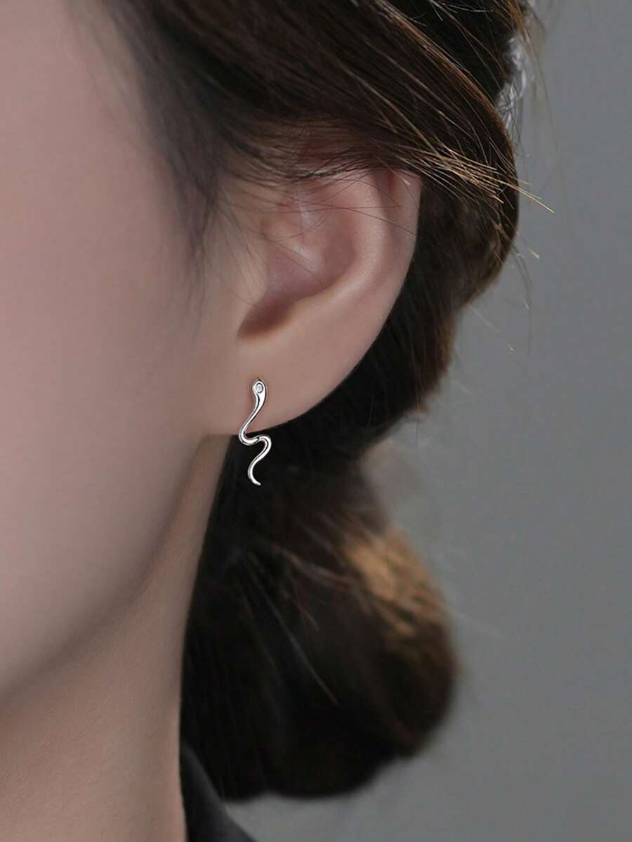 1 Paar S925 Silber Mode Schlangen Design Ohrstecker für Frauen, inklusive Geschenkbox