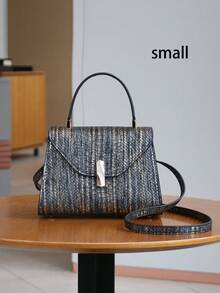2025 新款时尚小号设计师女士手提包，优雅皮革纹理手提包，女士通勤百搭梯形单肩斜挎包