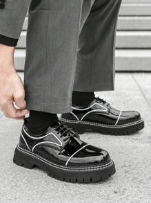 Zapatos Oxford formales de negocios para hombres con suela gruesa, de cuero brillante y con cordones de dos tonos