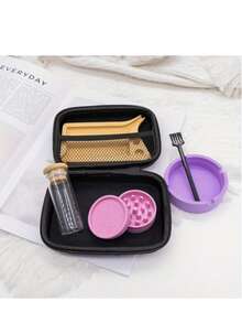 6 件套防臭滚动托盘套装，包括清洁刷、便携式竹托盘、烟灰缸、防臭储物袋、双层研磨机、密封玻璃罐，非常适合节日、派对、生日