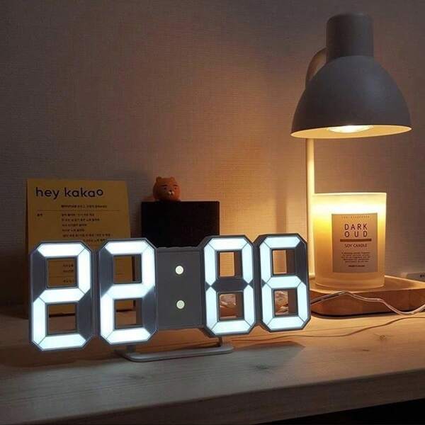 1 USB Data Cable Power Desktop 3D Digital Alarm Clock, Bedroom Luminous LED Wall Clock Simple Multi-Functional Electronic Clock Creative 3D Stereo Digital Clock Simple Fashion Ins Simple Night Vision Alarm Clock Living Room Room Smart Photosensitive Alarm Clock Function Can Be Hung And Placed Room Decor Bedroom Decor Dormitory Decor Back To School