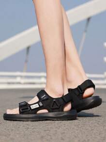 1 Pair Men's Summer Sandals, Breathable Light Weight Non-Slip, Outdoor Fashion Personalized Beach Shoes