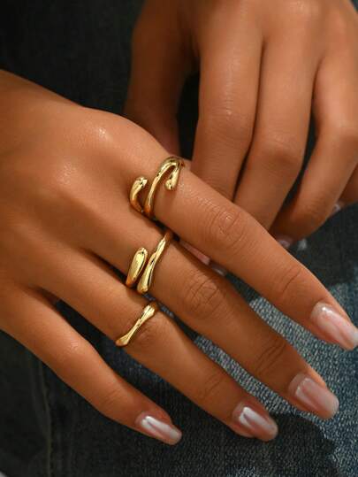 Conjunto de 3 anéis circulares ondulados, design minimalista, anéis lisos em espiral, anéis versáteis adequados para mulheres para encontros, reuniões, eventos sociais e festas