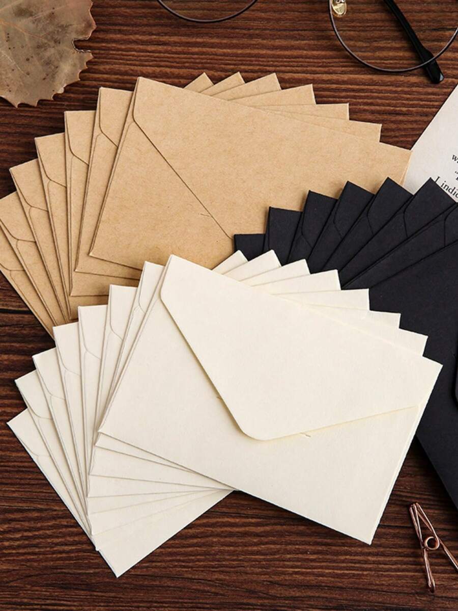 20pcs Retro Square Mini Envelopes, Fresh Kraft Paper Envelopes, Small Cards, Ins Storage Love Letter, White & Black Simple Design
