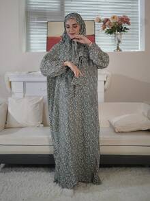 Women's Ditsy Floral Prayer Robe Scarf, Woven Fabric, Zipper Closure, All Season Abaya - Multicolor - View 2