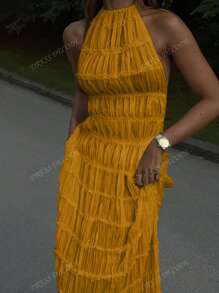 Abito boho sexy con arricciature e schiena scoperta