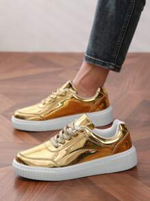 New Fashionable Casual Glossy Solid Color Lace-Up Low-Top Sneakers For Men, Youth And Couples Unisex Skate Shoes With Anti-Slip And Durable Soles, Suitable For Outdoor Activities And Daily Wear