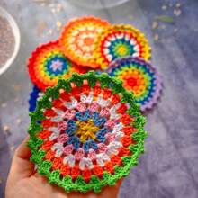 2/7 Peças Porta-copos de Crochê Feitos à Mão Boêmios, Rendas Redondas Multicoloridas, Jogos Americanos Vazados Resistentes ao Calor, Descansos de Copo e Garrafa de Crochê para Festas, Casamentos, Reuniões de Mesa, Melhor Presente