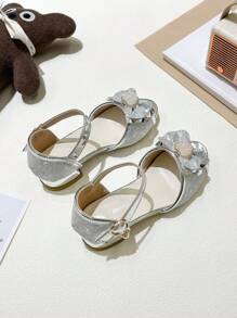 Nuove scarpe da principessa, sandali per ragazze, per bambine e bambini piccoli/grandi, con suola morbida, scarpe eleganti con cristalli, scarpe con tacco alto da studentessa, stile coreano con perle e fiocco