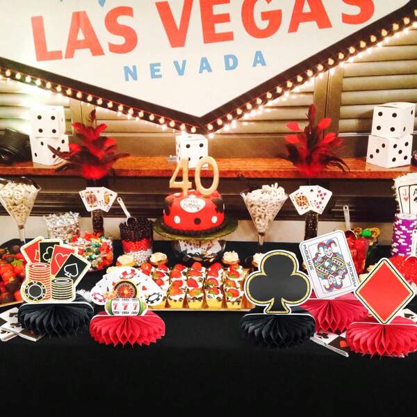9 Pieces Casino Theme Party Decorations 3D Honeycomb Casino Table Centerpieces Game Night Adult Favor For Casino Poker Red & Black Birthday Party Supplies