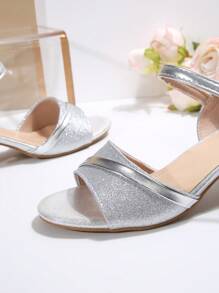 Sandalias de tacón alto de 5 CM para mujer de talla grande, modelo primavera/verano 2025, nuevas, cómodas, de PU antideslizante con tacón grueso, correa con hebilla, lazo plateado, punta redonda o abierta, adecuadas para viaje, vacaciones, casual, compras, baile, fiesta