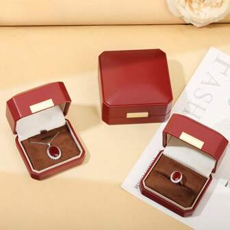 1PC PU Leather Jewelry Box Compact Travel-Friendly Jewelry Storage Organizer With Multiple Compartments And Sections Protective Jewelry Display Case Perfect Gift For Women Bridesmaids Bridal Shower Wedding Birthday Anniversary Home Dressing Table Desk Vanity Organizer Elegant Classic Chic Minimalist Design For Daily Use And Travel Portable Secure Travel-Ready Lightweight Compact-Sized Gift-Ready Organizer Tray Display Stand Holiday Gifting Seasonal Accessory