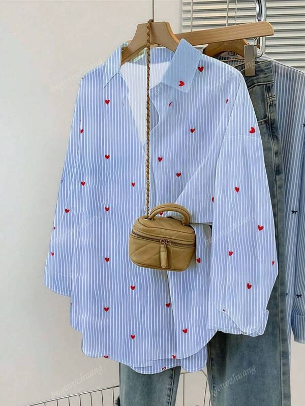 Camisa polo listrada com estampa de coração feminina - Blusa casual de manga comprida com botões para férias, para o dia a dia, primavera, verão e outono