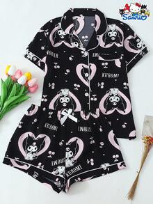 SANRIO [Homely Gents] Conjunto de 2 piezas de top con bolsillo y manga corta con cuello, y shorts con lazo para mujer, adecuado para uso en casa, primavera/verano - Negro - Ver 1
