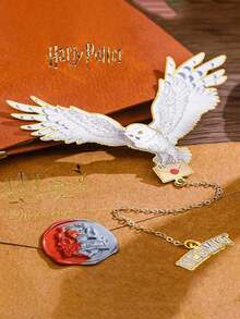 Harry Potter 哈利波特神奇动物海德薇金属书签 - 防水锌合金，是送给老师、同学和朋友的完美生日礼物、复活节礼物、毕业装饰、学校用品、返校礼物 - 查看 3